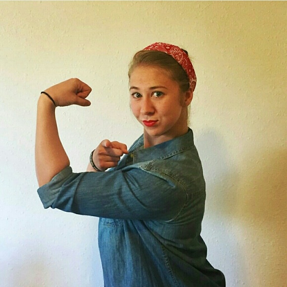 Meet your Posher, Jill - Picture 1 of 4